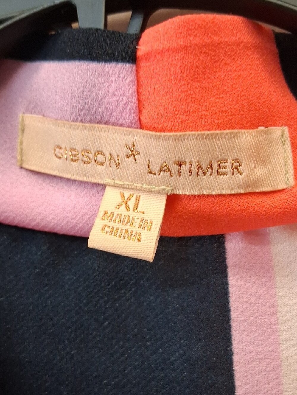 Sweater Subcategory Classification - Picture 2 of 4